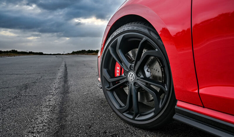 خدمات تخصصی رینگ و لاستیک در تک اسپرت رشید رشت